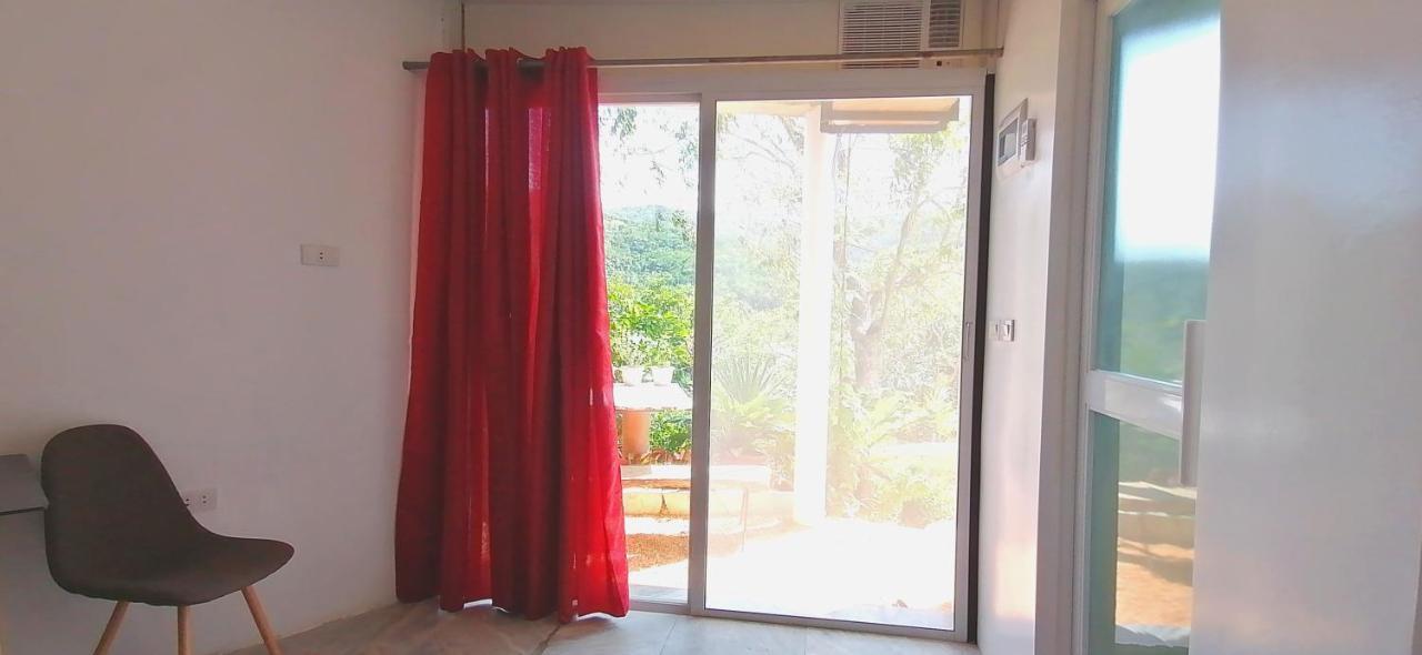 Lonos Circle Private Garden Bed & Breakfast Romblon Exterior foto
